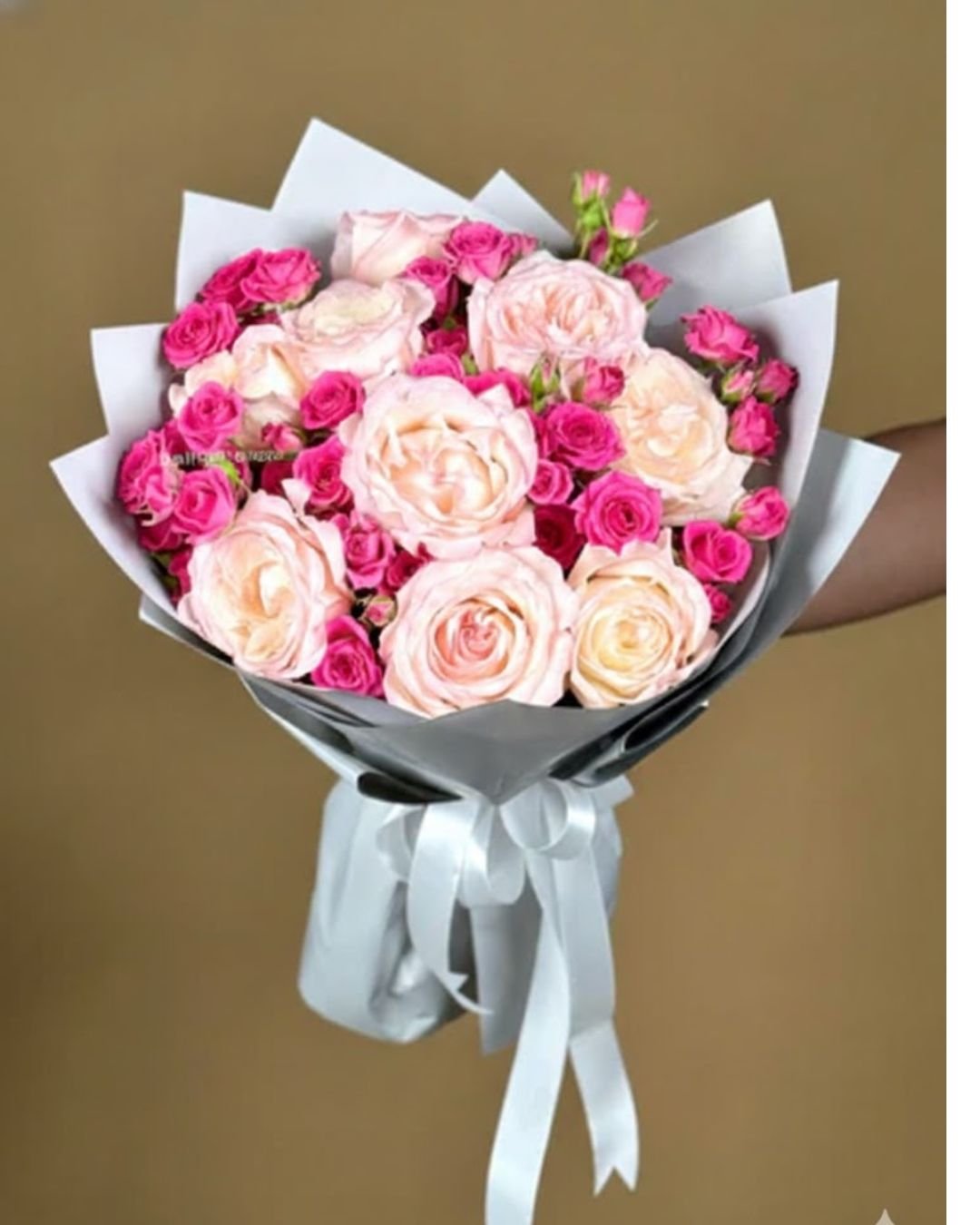 Juicy Pink Flower Bouquet – Pink Roses and Spray Roses Mix