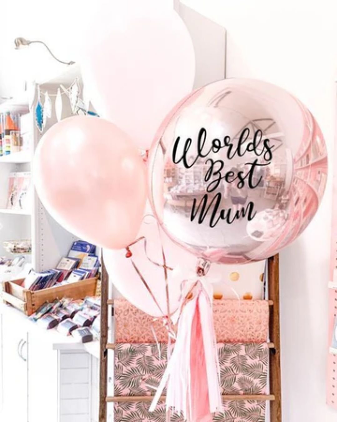 Customized Orbz Balloon Bouquet – 1 Orbz and 3 Latex Balloons